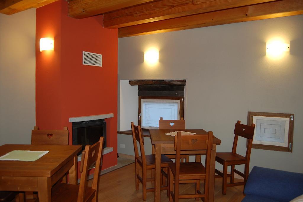 Il Nocciolo Bed & Breakfast Bard Exterior photo